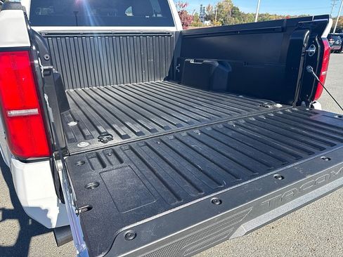 Used 2024 Toyota Tacoma SR5 image 21