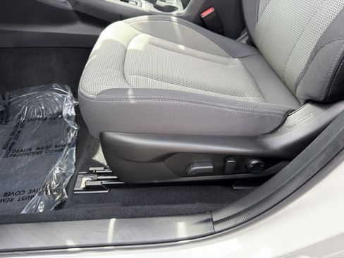 Used 2024 Subaru Crosstrek 2.0i Premium image 26