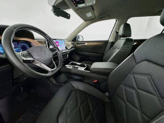 Used 2026 Volkswagen Atlas SE AWD/4WD image 19