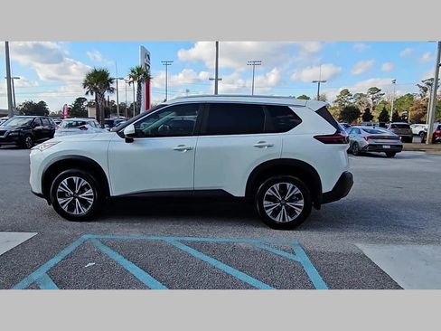 Used 2023 Nissan Rogue SV w/ SV Premium B Package image 27