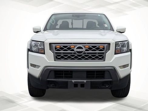 Certified 2023 Nissan Frontier SV w/ SV Convenience Package image 9