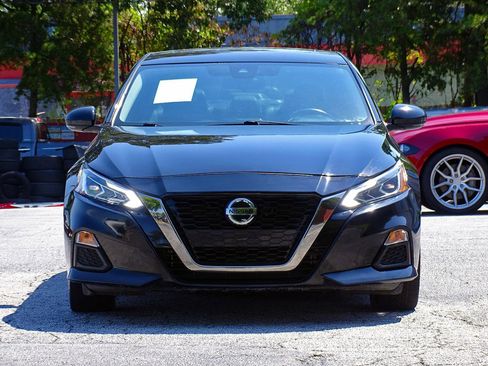 Used 2020 Nissan Altima 2.5 SR w/ Premium Package FWD image 8