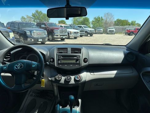 Used 2012 Toyota RAV4 4WD w/ Value Pkg image 27