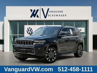 Used 2023 Jeep Grand Cherokee Overland AWD/4WD video 1