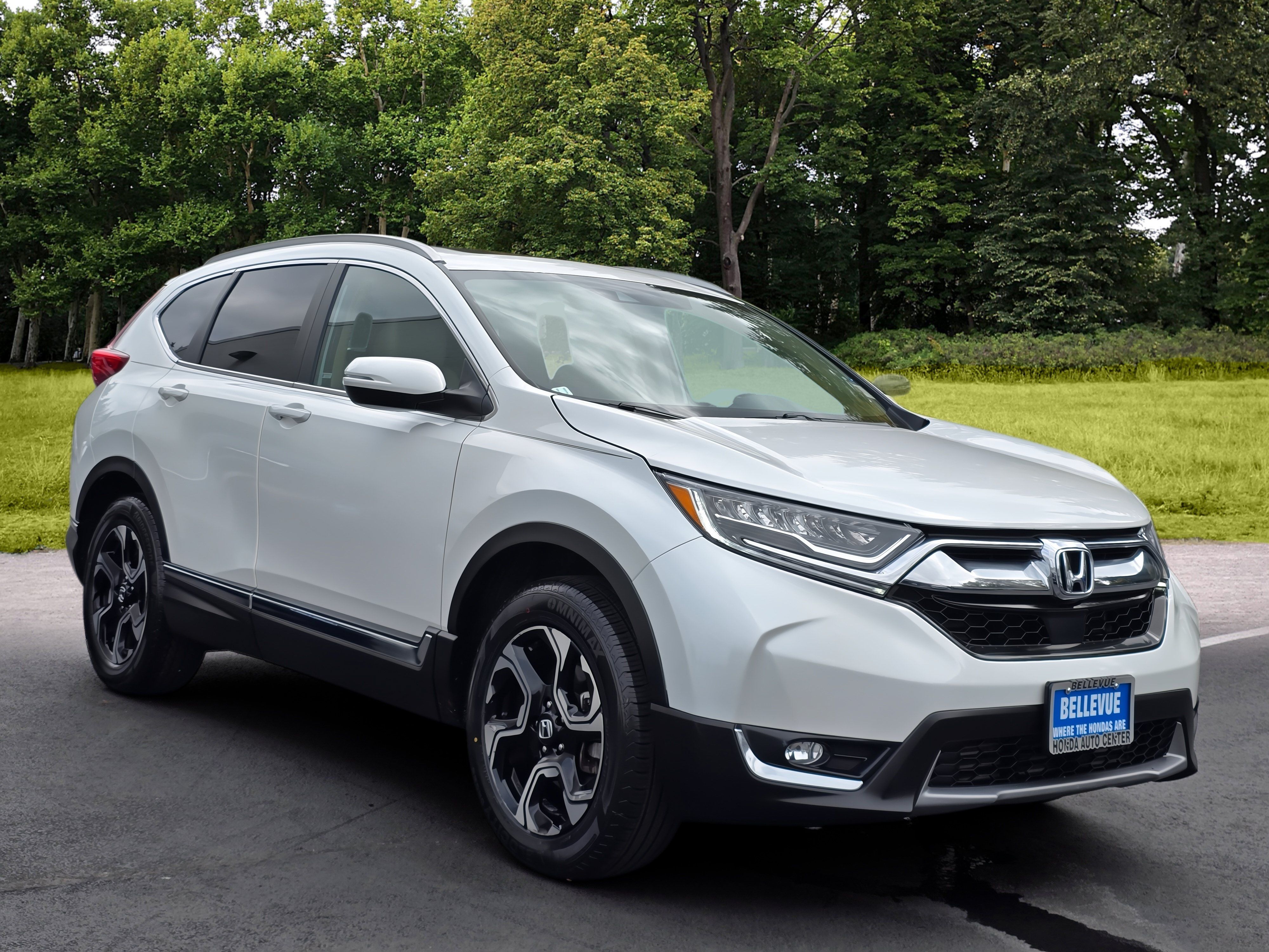 Used 2019 Honda CR-V Touring image 3