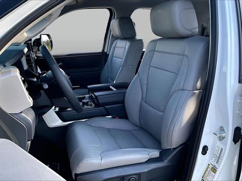 Used 2024 Toyota Tundra SR5 w/ SR5 Premium Package AWD/4WD image 8