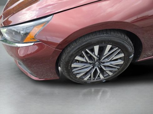 Used 2023 Nissan Altima 2.5 SV FWD image 32