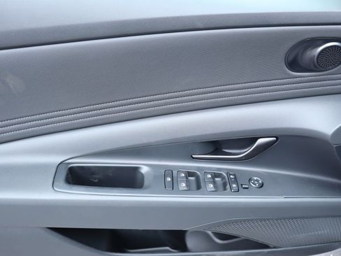 New 2026 Hyundai Elantra SEL Sport Premium FWD image 22