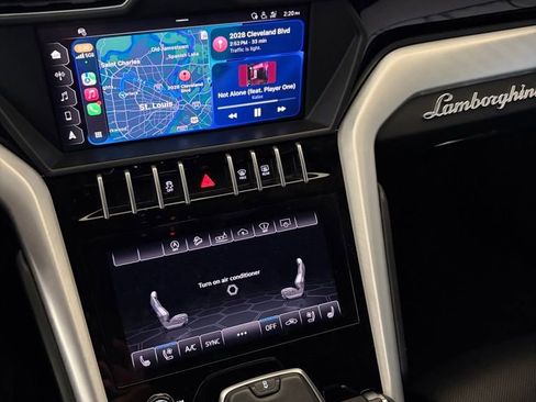 Used 2019 Lamborghini Urus AWD/4WD image 8