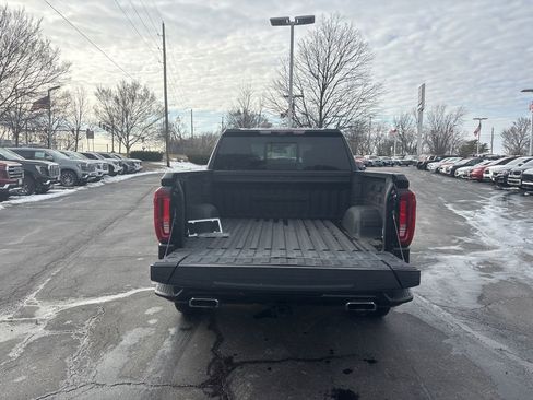 Used 2021 GMC Sierra 1500 Denali w/ Denali Ultimate Package image 11