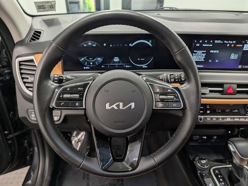 Used 2024 Kia Seltos EX AWD/4WD image 23