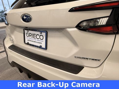 Used 2024 Subaru Crosstrek 2.0i Premium image 9