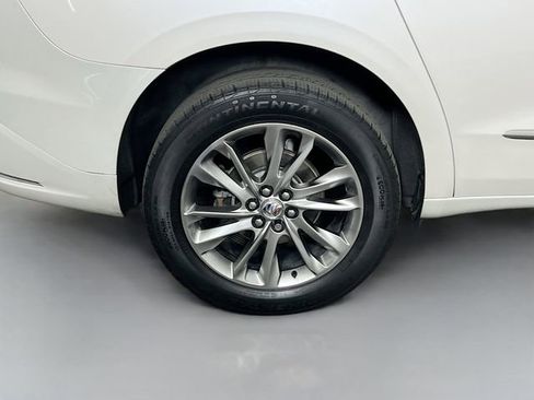 Used 2023 Buick Enclave Avenir w/ Avenir Technology Package AWD/4WD image 40