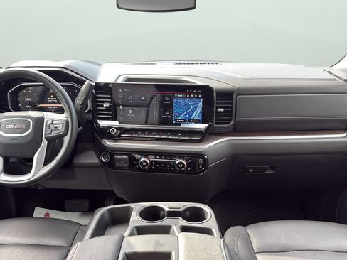 Used 2026 GMC Sierra 1500 SLT RWD image 22