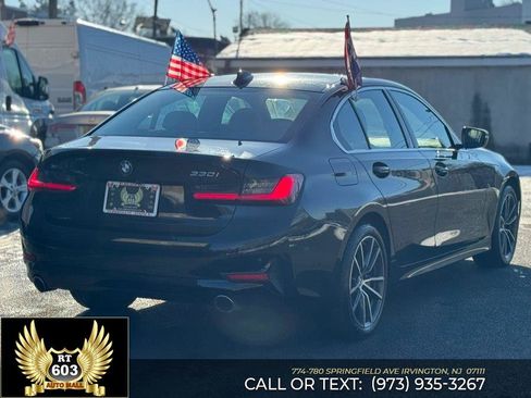 Used 2019 BMW 330i xDrive Sedan w/ Convenience Package image 4