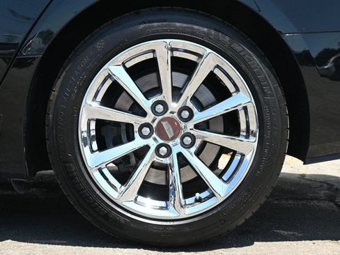 Used 2019 Cadillac CTS Luxury RWD image 9