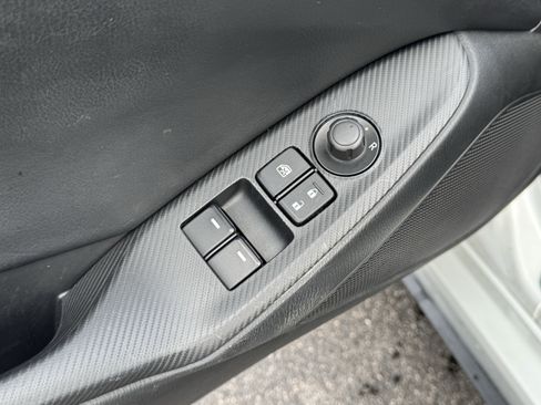 Used 2017 MAZDA MX-5 Miata RF Club image 23