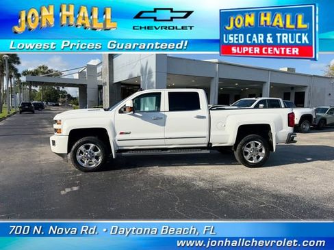 Used 2019 Chevrolet Silverado 2500 LTZ w/ Duramax Plus Package AWD/4WD image 4