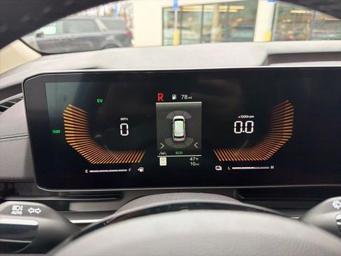 New 2026 Kia Carnival EX image 34