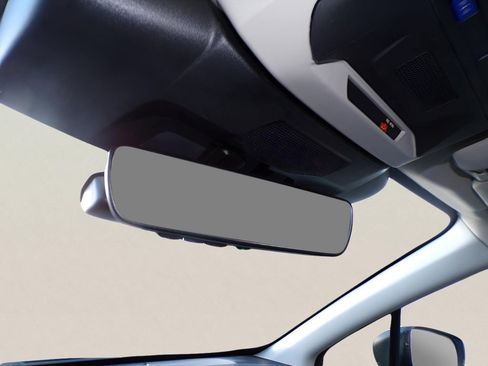 Certified 2025 Subaru Crosstrek 2.0i Premium image 18