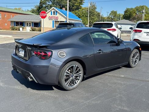 Used 2016 Subaru BRZ Limited w/ Popular Package #3 image 7