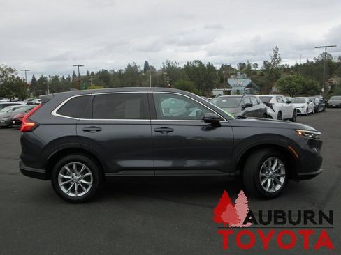 Used 2025 Honda CR-V EX-L image 3