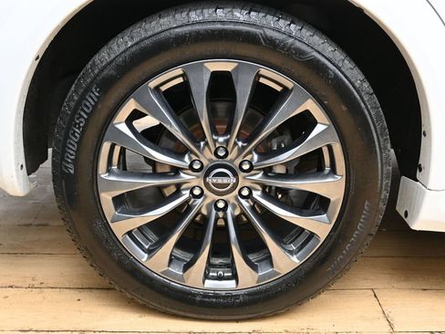 Used 2022 Nissan Armada Platinum AWD/4WD image 14