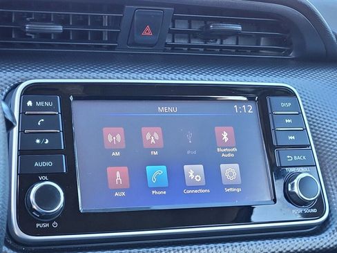 Used 2018 Nissan Kicks S image 13