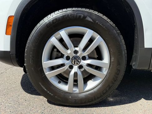 Used 2017 Volkswagen Tiguan S FWD image 49