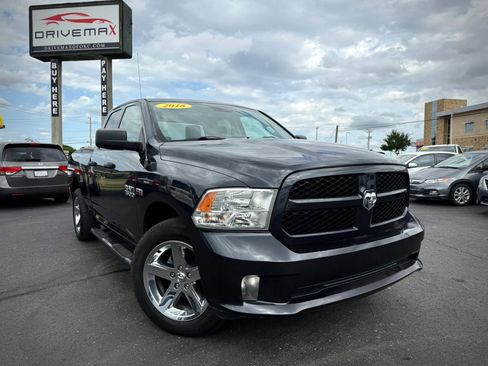 Used 2018 RAM 1500 Express RWD image 1