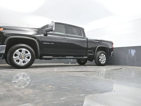 Used 2021 Chevrolet Silverado 2500 LTZ w/ LTZ Premium Package AWD/4WD image 37