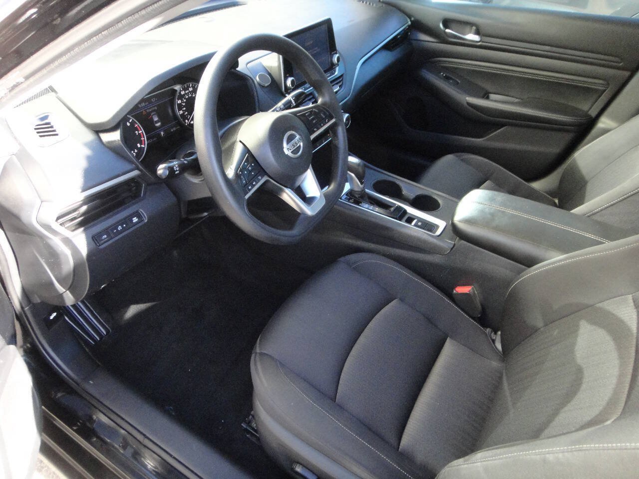 Used 2019 Nissan Altima 2.5 S AWD/4WD image 7