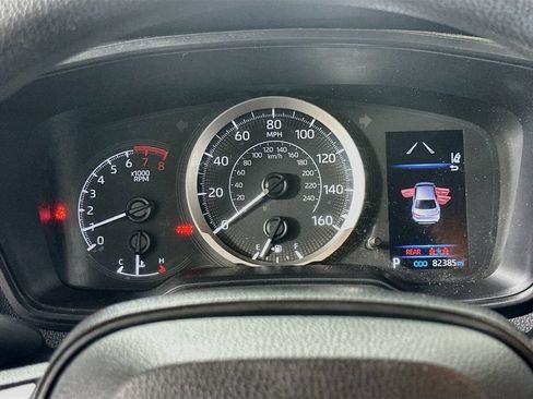 Used 2022 Toyota Corolla LE FWD image 22