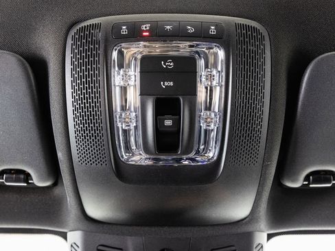 Certified 2023 Mercedes-Benz GLB 250 4MATIC image 22