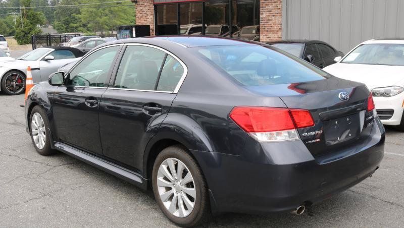 Used 2010 Subaru Legacy 3.6R Limited AWD/4WD image 5