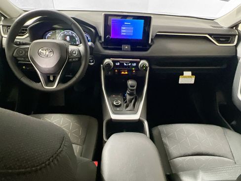 Used 2025 Toyota RAV4 XLE w/ Convenience Package AWD/4WD image 29