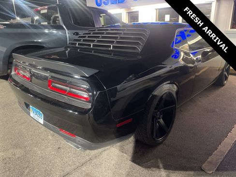 Used 2016 Dodge Challenger R/T Scat Pack image 2