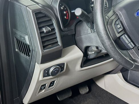 Used 2018 Ford F150 XLT w/ Equipment Group 302A Luxury RWD image 16