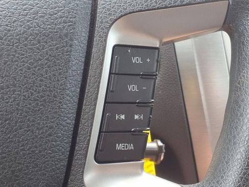 Used 2012 Ford Fusion SE FWD image 15