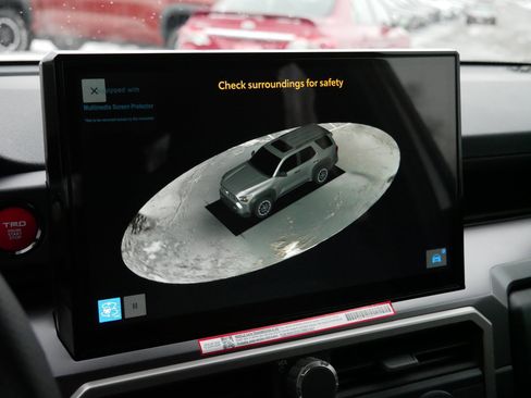 Certified 2025 Toyota 4Runner TRD Off-Road Premium image 31