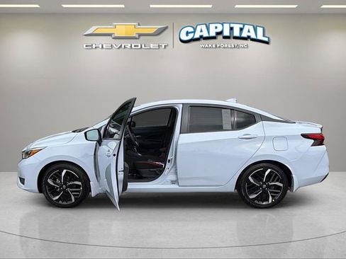 Used 2025 Nissan Versa SR w/ Trunk Package FWD image 9