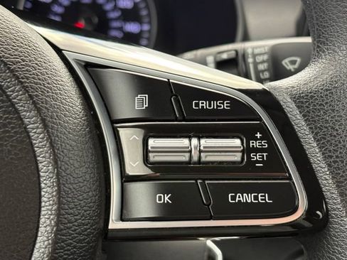 Used 2020 Kia Forte LXS image 19