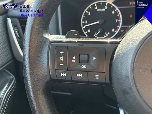 Used 2023 Nissan Rogue SV AWD/4WD image 20