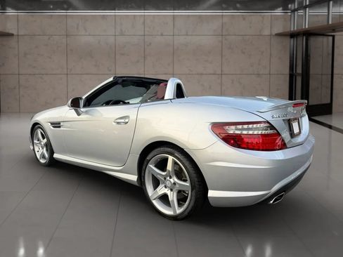 Used 2016 Mercedes-Benz SLK 300 image 20