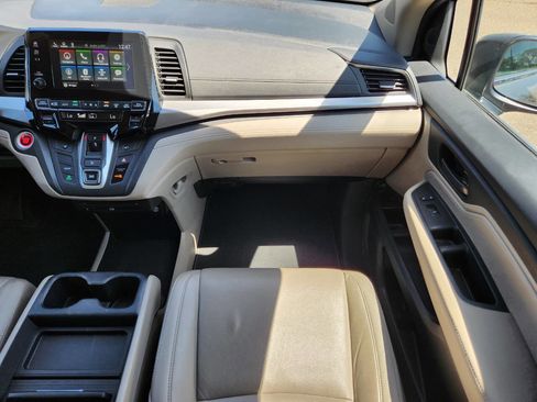 Used 2019 Honda Odyssey EX-L image 17