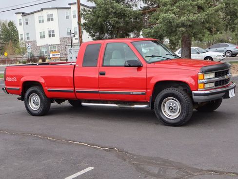Used 1995 Chevrolet Silverado 2500 4x4 Extended Cab image 2