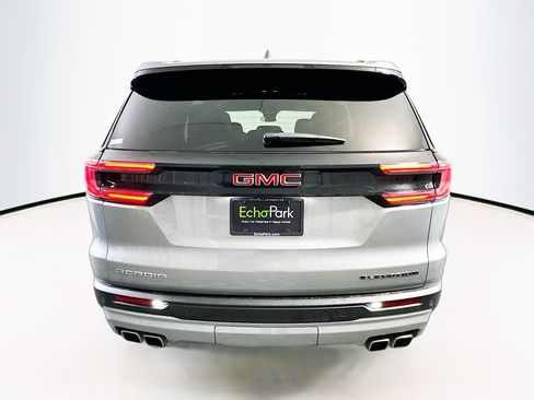 Used 2025 GMC Acadia Elevation image 7