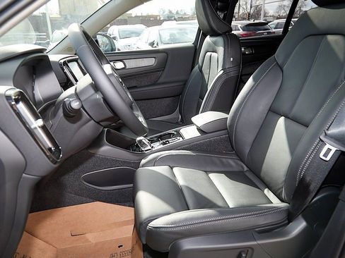 New 2026 Volvo XC40 B5 Ultra w/ Climate Package image 14