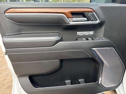 Used 2023 GMC Sierra 1500 Denali w/ Denali Reserve Package image 17