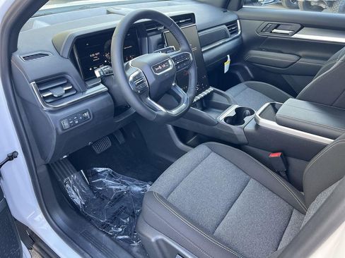 New 2025 GMC Terrain Elevation image 9